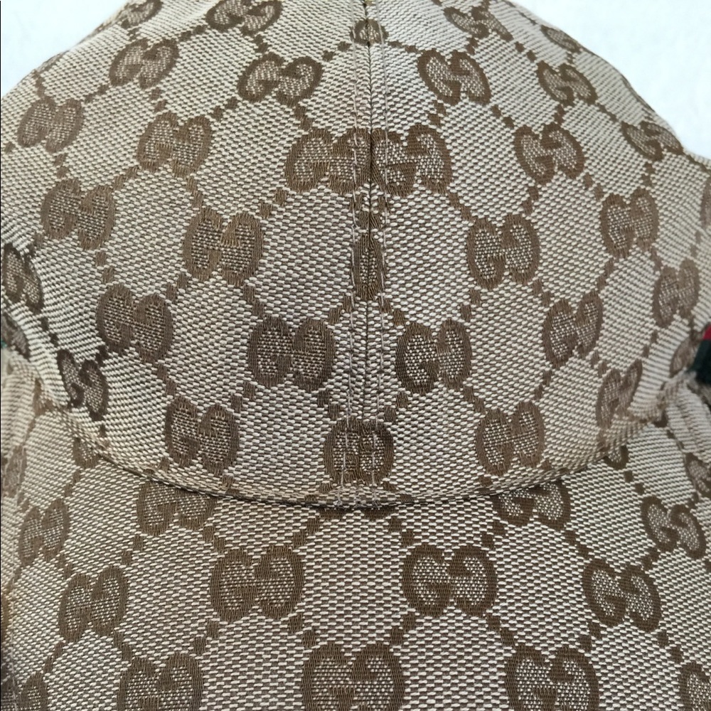 Gucci hat small